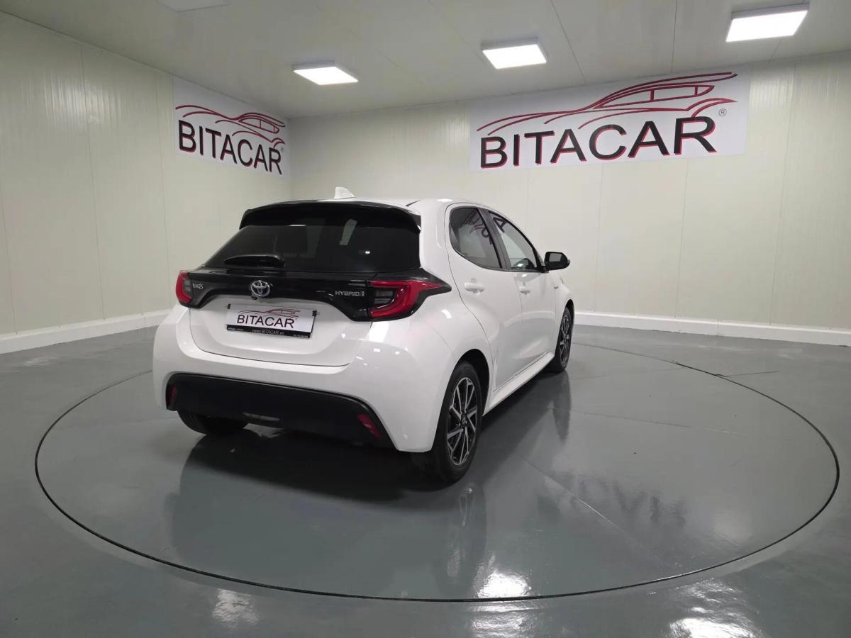 toyota-yaris-2021-hibrido-a-gasolina-1497cc