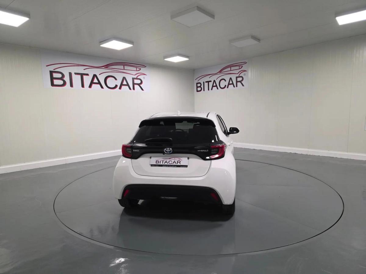 toyota-yaris-2021-hibrido-a-gasolina-1497cc