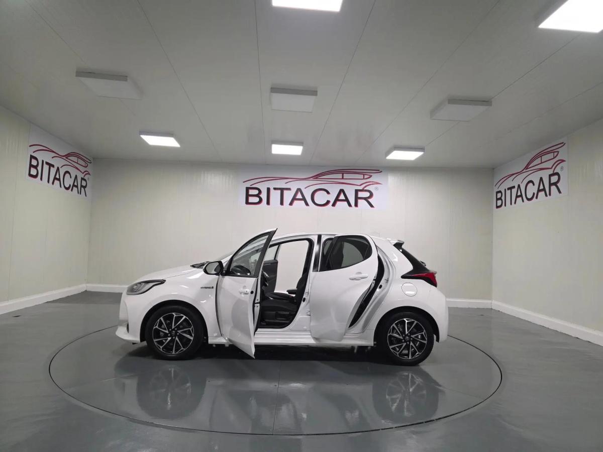 toyota-yaris-2021-hibrido-a-gasolina-1497cc