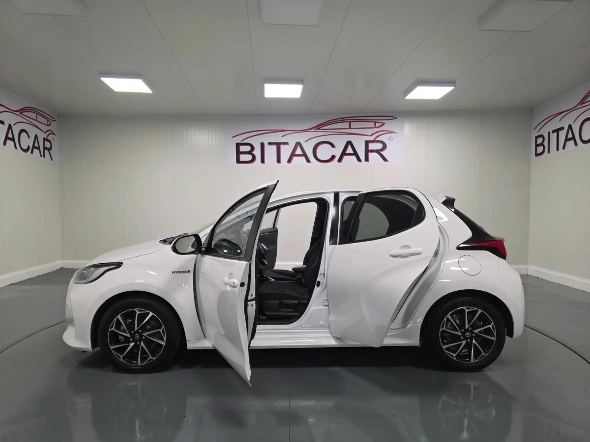 toyota-yaris-2021-hibrido-a-gasolina-1497cc