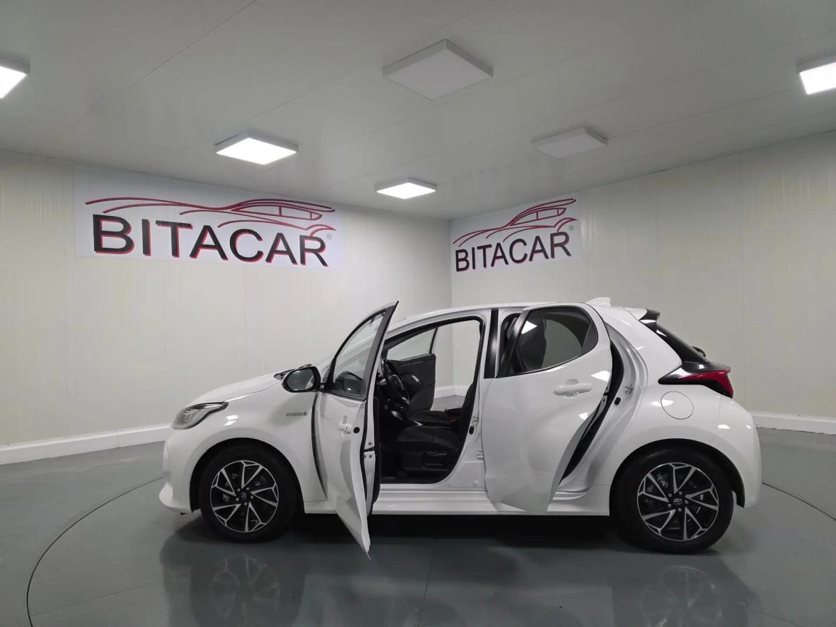 toyota-yaris-2021-hibrido-a-gasolina-1497cc