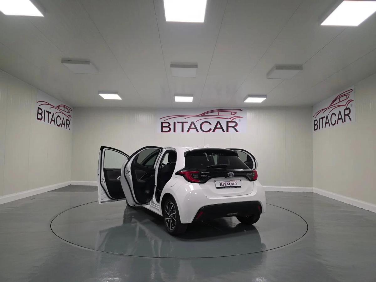 toyota-yaris-2021-hibrido-a-gasolina-1497cc