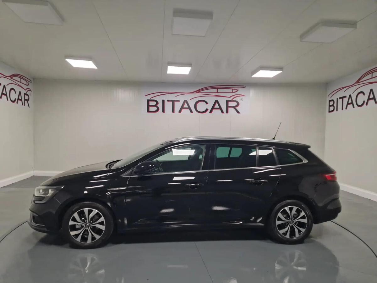 renault-megane-sport-tourer-2018-diesel-1461cc