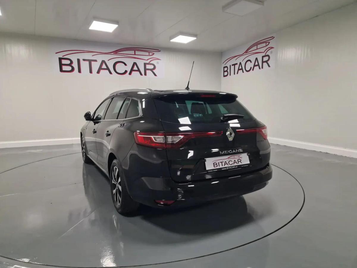 renault-megane-sport-tourer-2018-diesel-1461cc