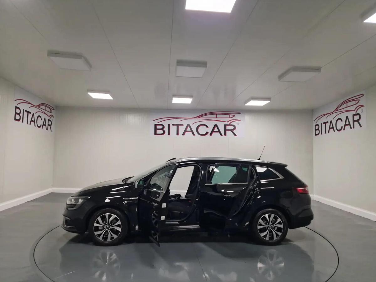 renault-megane-sport-tourer-2018-diesel-1461cc