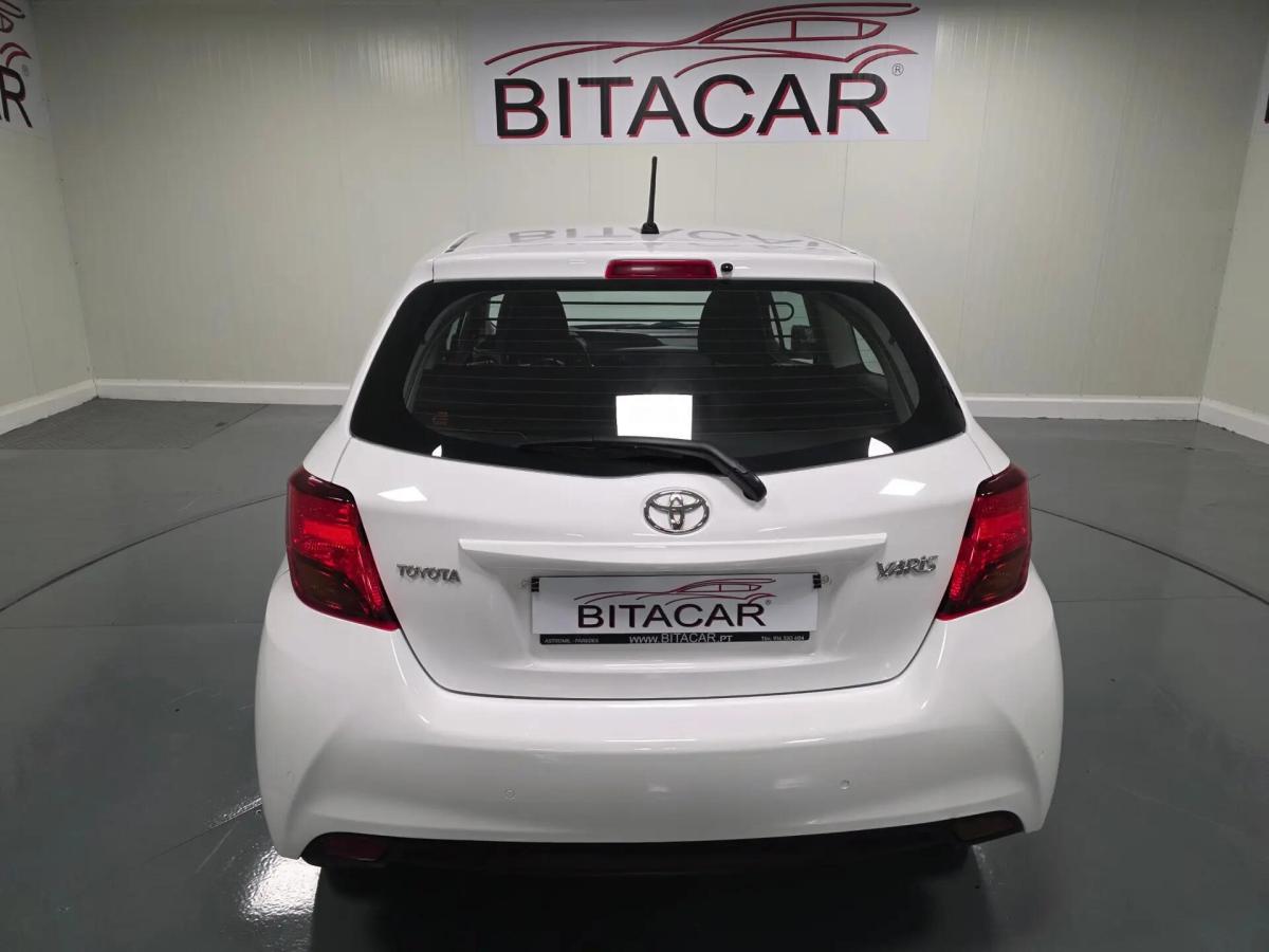 toyota-yaris-2014-diesel-1364cc