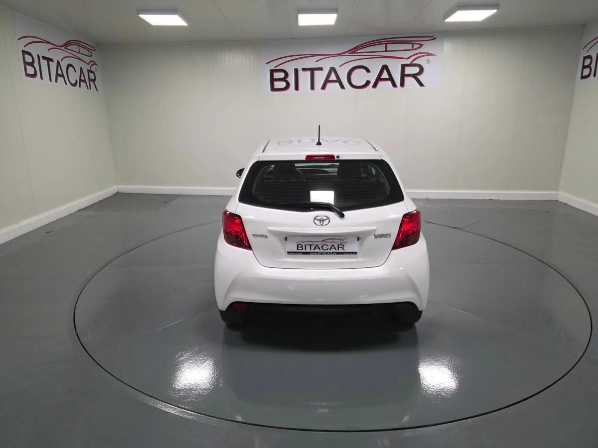 toyota-yaris-2014-diesel-1364cc