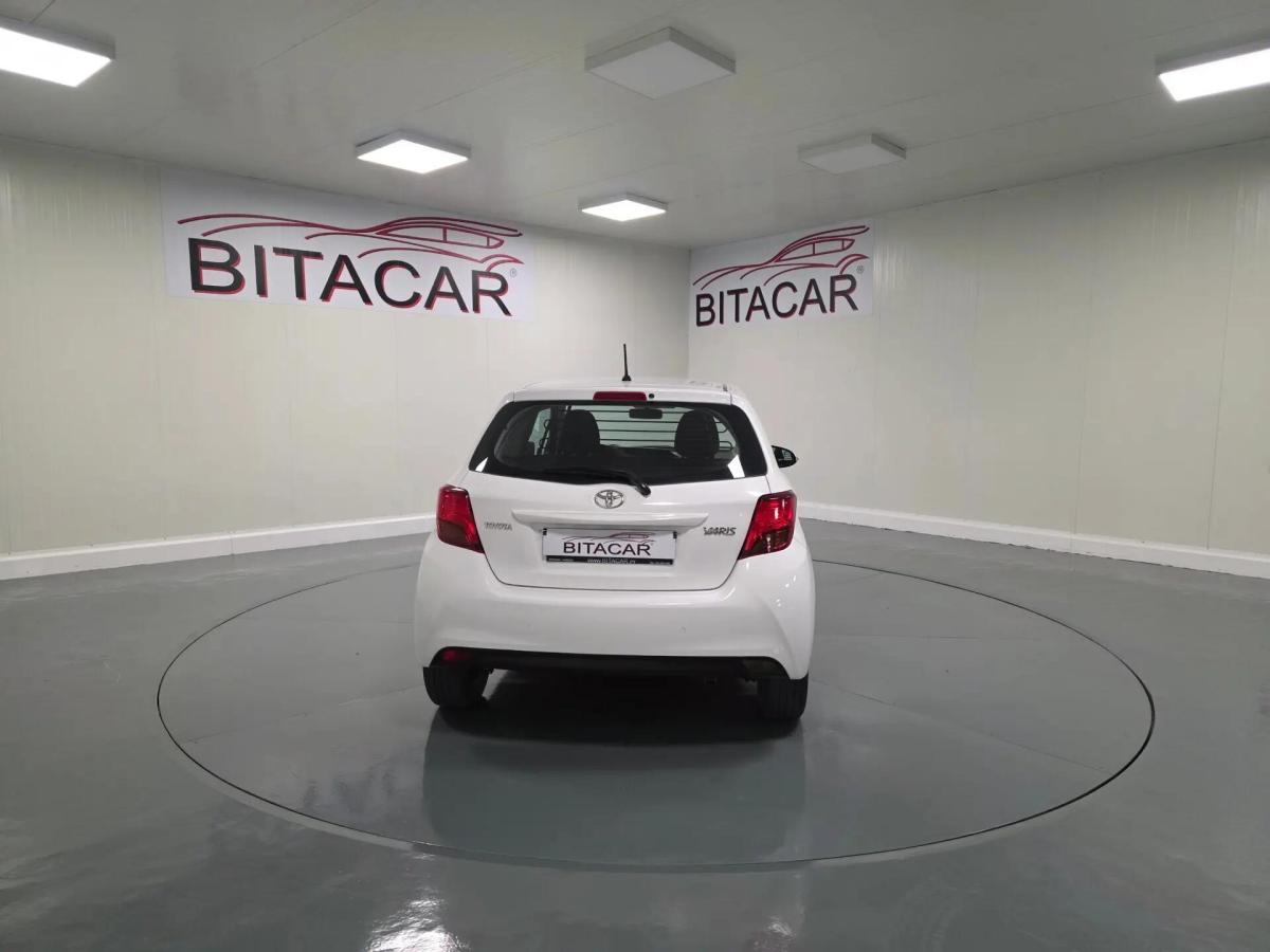 toyota-yaris-2014-diesel-1364cc
