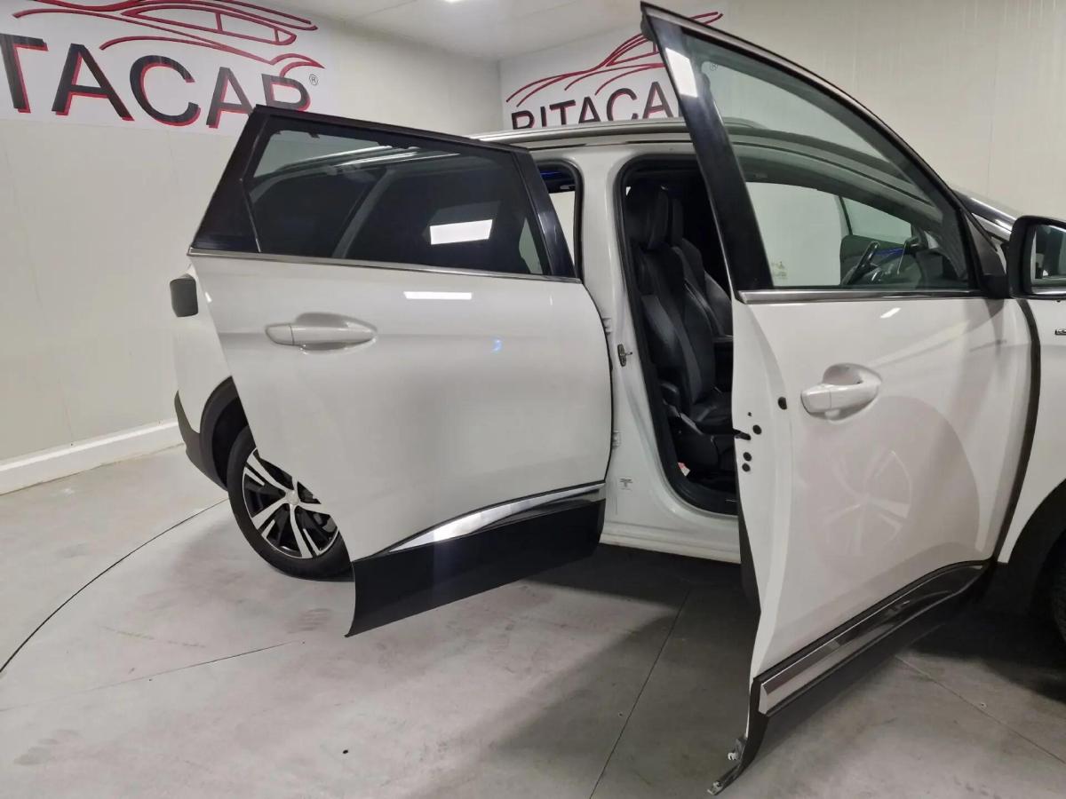 peugeot-5008-2017-diesel-1600cc