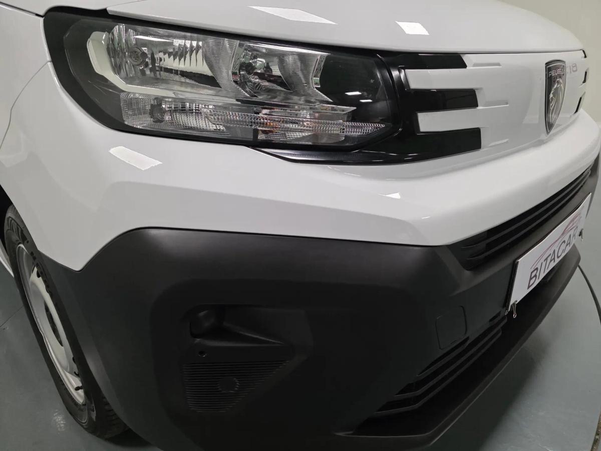 peugeot-partner-2025-diesel-1500cc