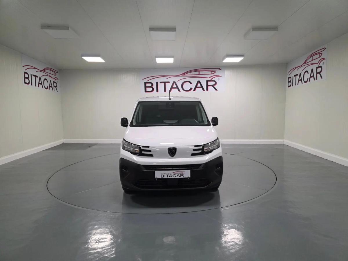 peugeot-partner-2025-diesel-1500cc