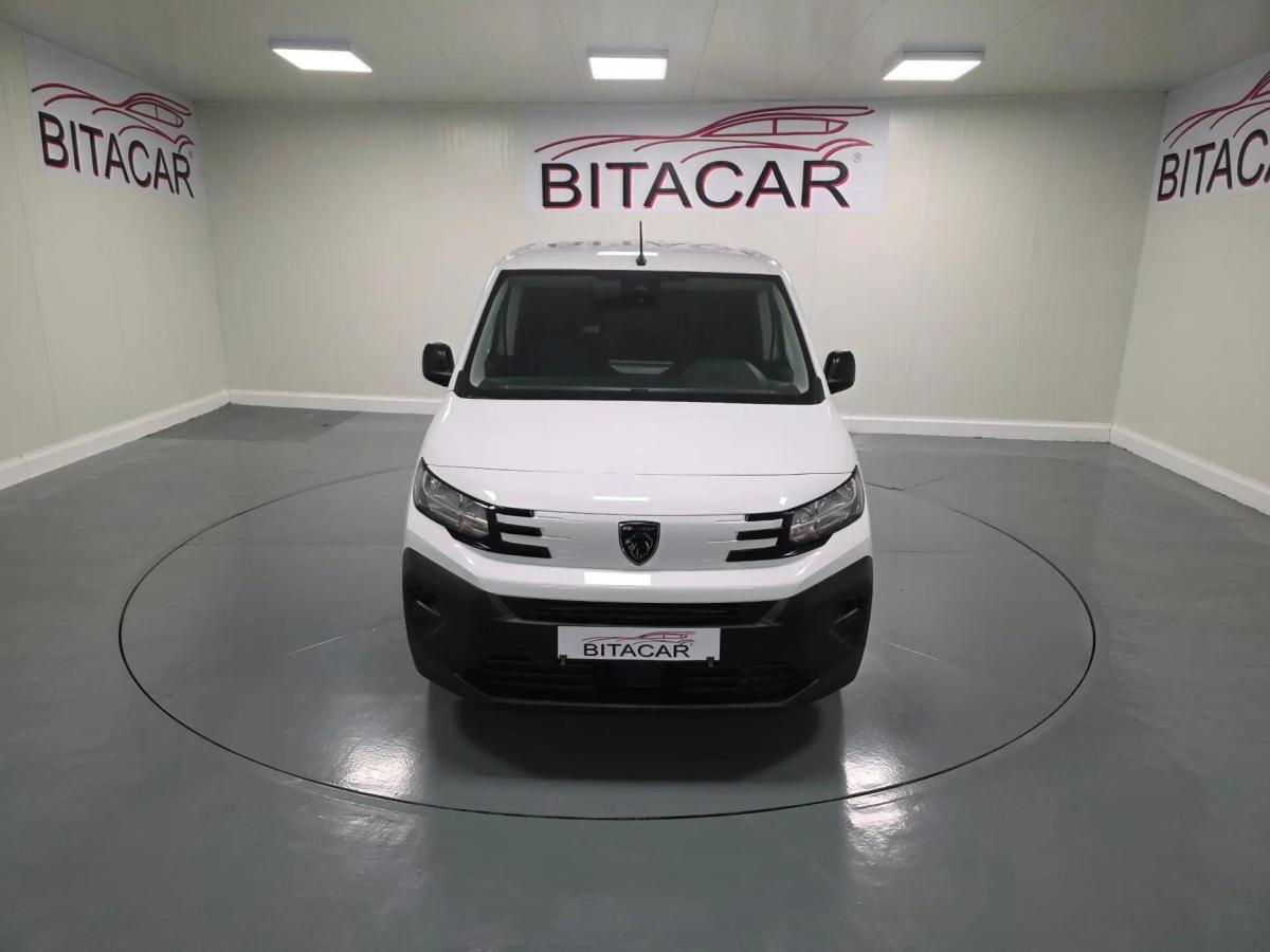 peugeot-partner-2025-diesel-1500cc