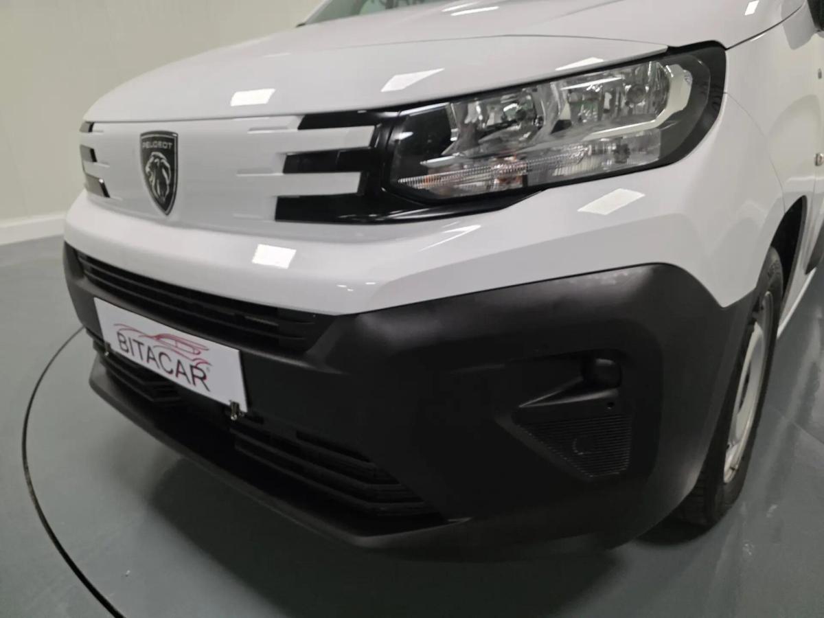 peugeot-partner-2025-diesel-1500cc