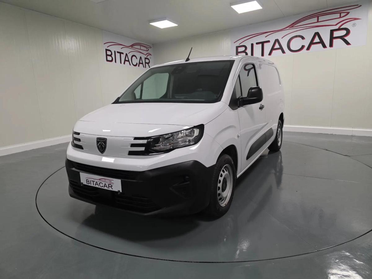 peugeot-partner-2025-diesel-1500cc