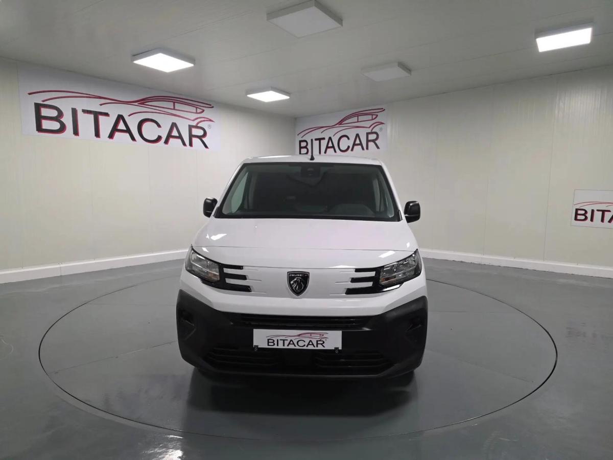 peugeot-partner-2025-diesel-1500cc