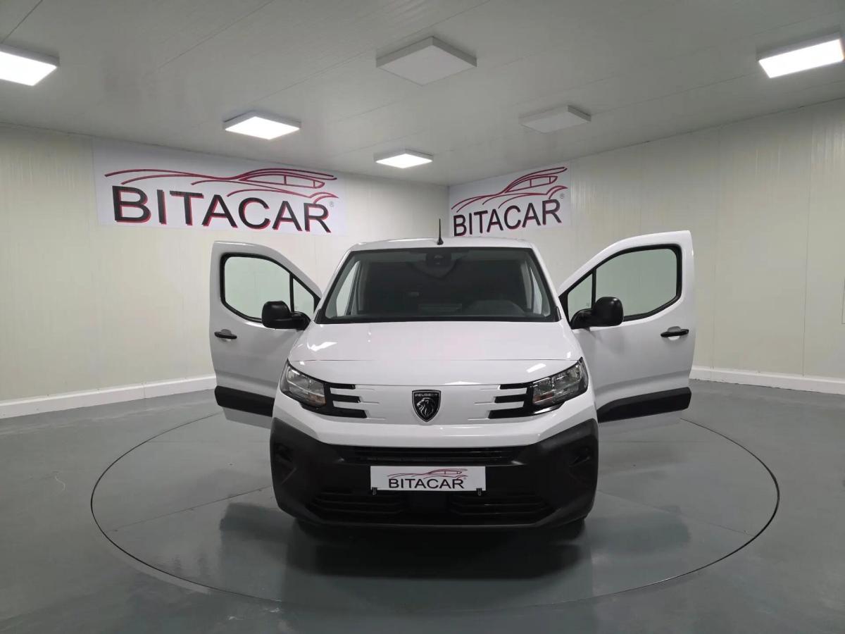peugeot-partner-2025-diesel-1500cc