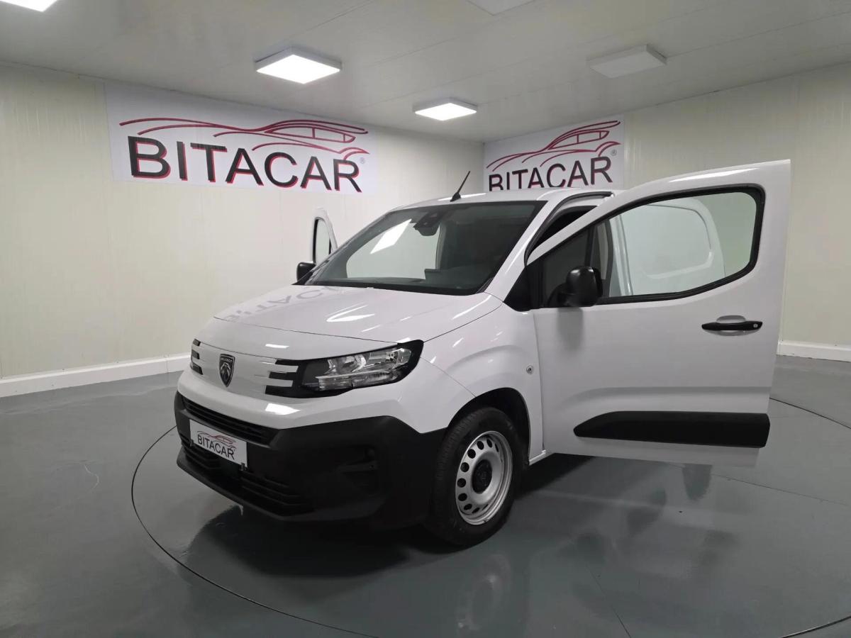 peugeot-partner-2025-diesel-1500cc