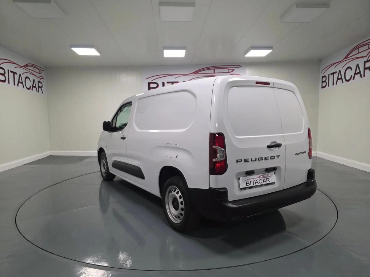 peugeot-partner-2025-diesel-1500cc
