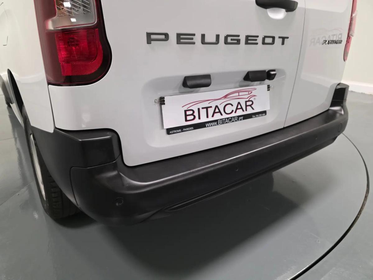 peugeot-partner-2025-diesel-1500cc