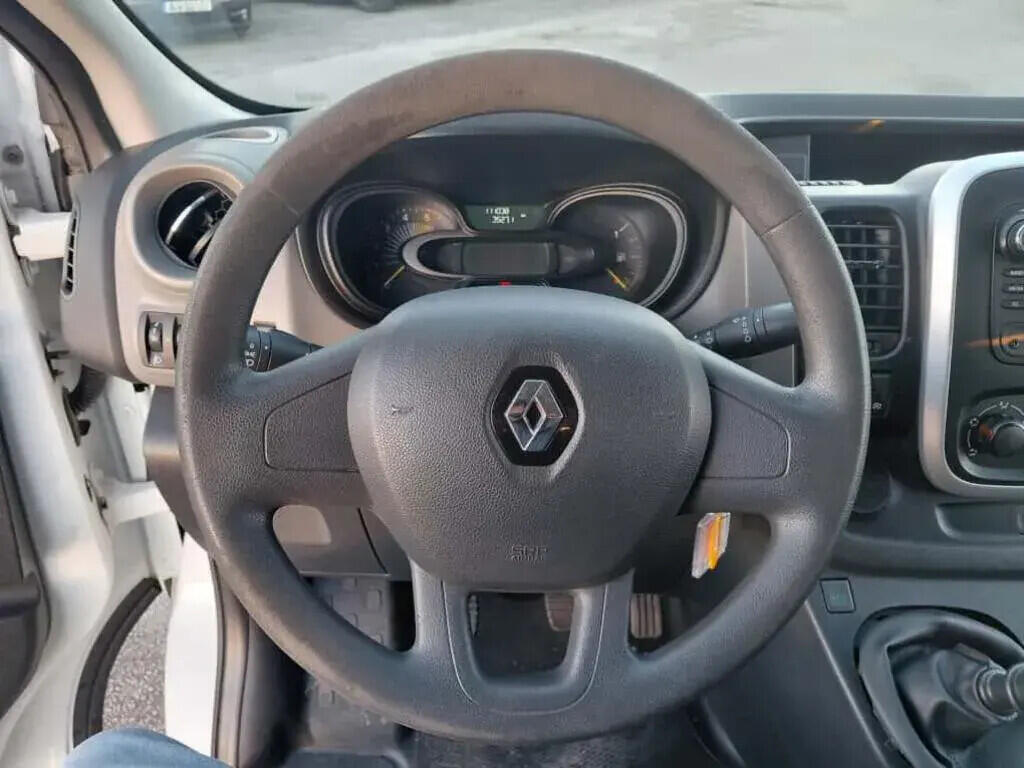 renault-trafic-2016-diesel-1598cc