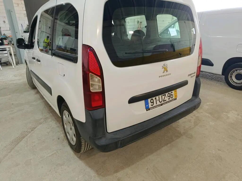 peugeot-partner-2018-diesel-1560cc