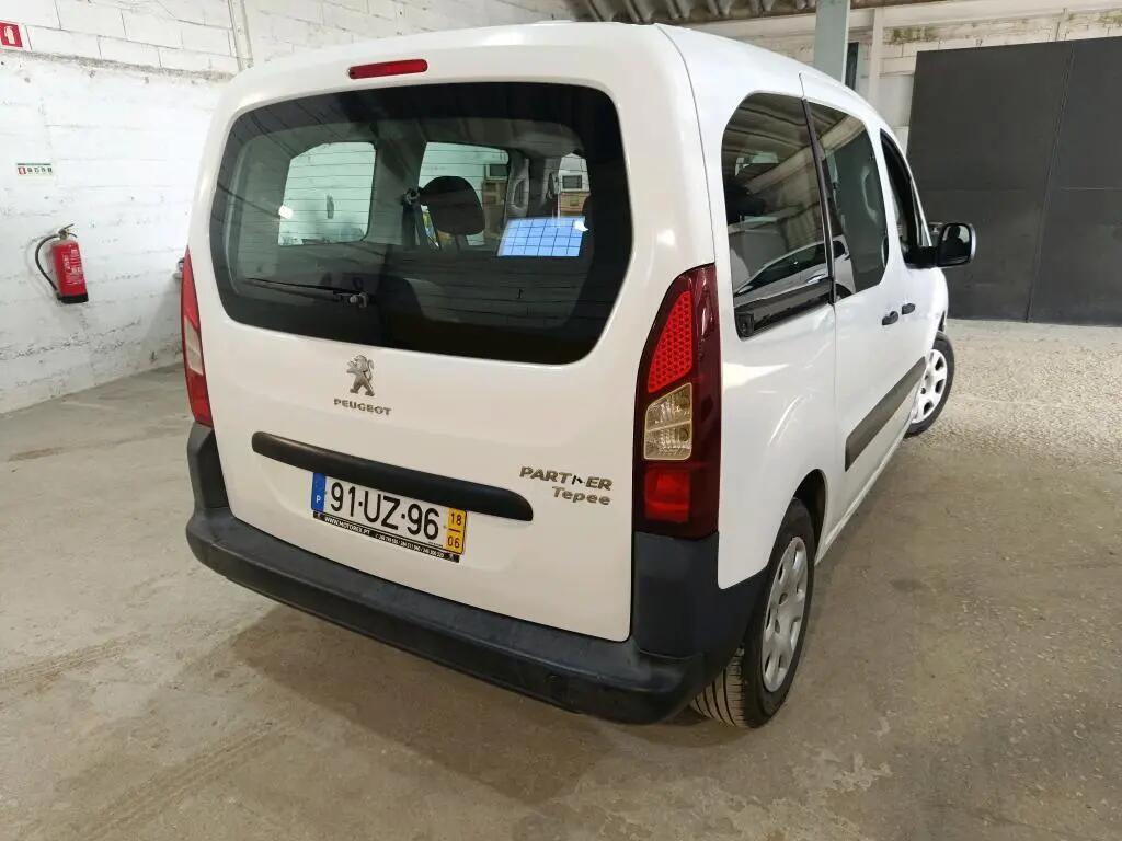 peugeot-partner-2018-diesel-1560cc