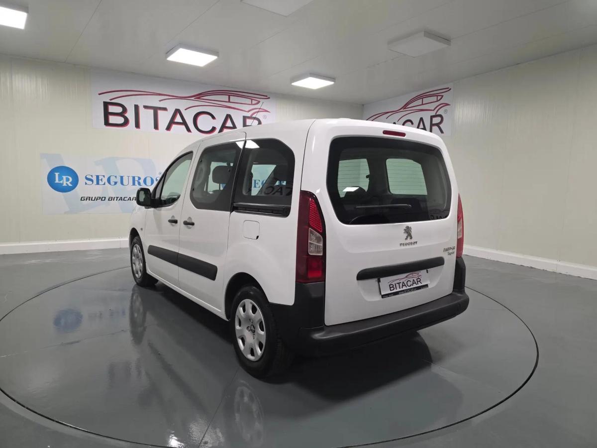 peugeot-partner-2018-diesel-1560cc