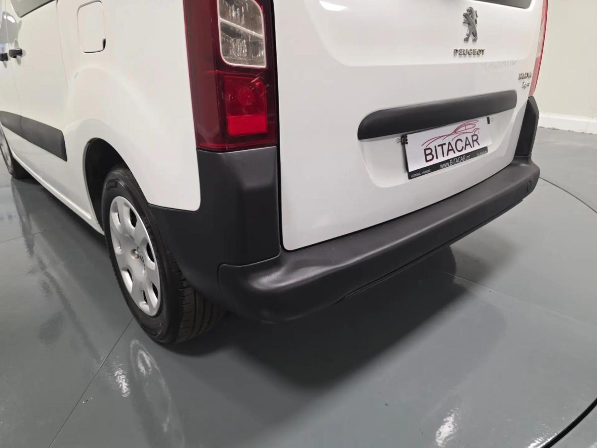 peugeot-partner-2018-diesel-1560cc