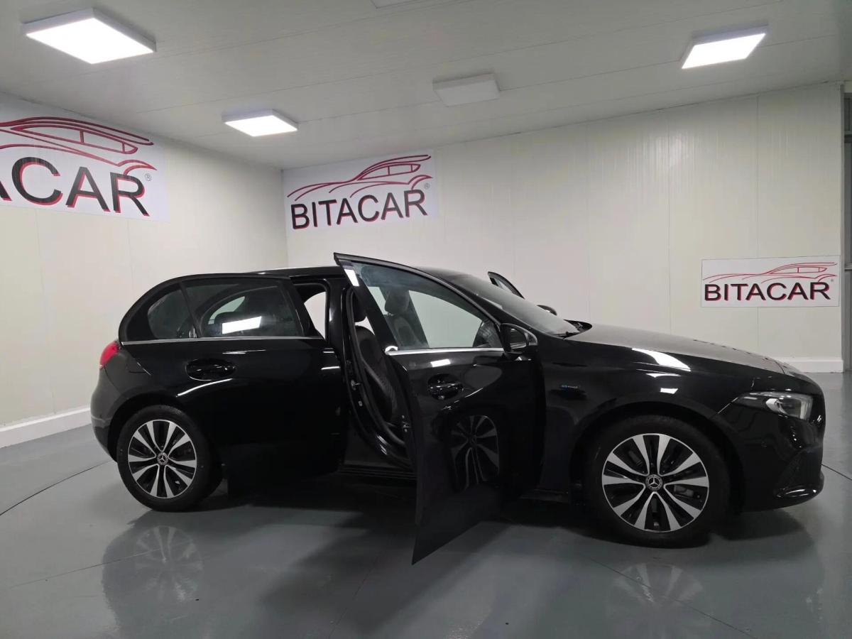 mercedes-benz-classe-a-2021-hibrido-a-gasolina-1332cc