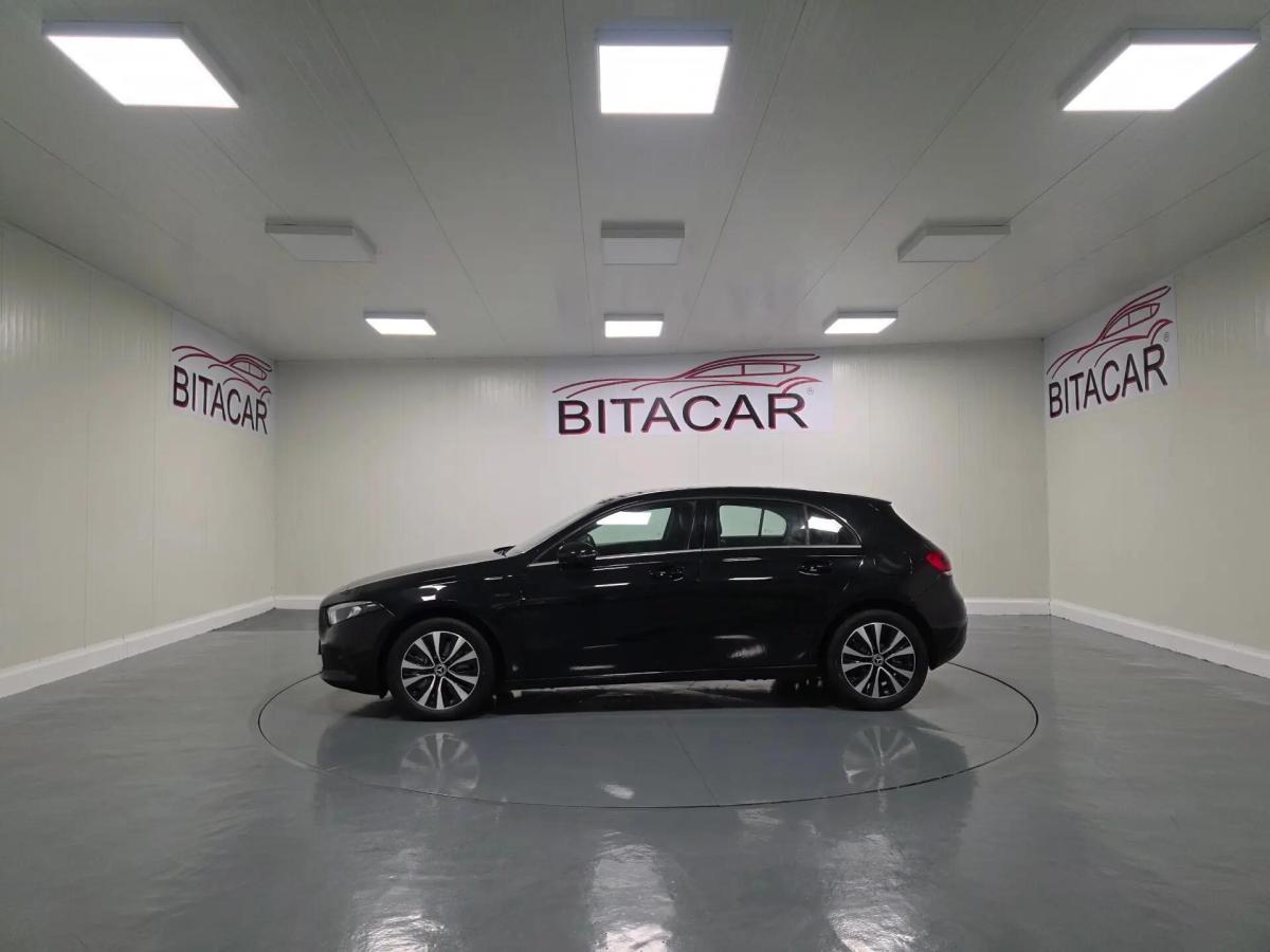 mercedes-benz-classe-a-2021-hibrido-a-gasolina-1332cc