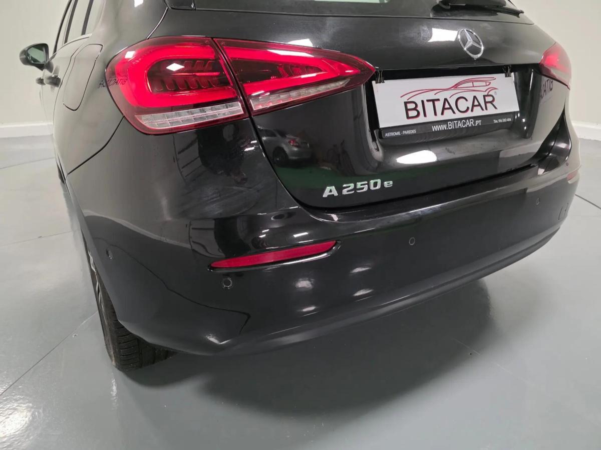 mercedes-benz-classe-a-2021-hibrido-a-gasolina-1332cc