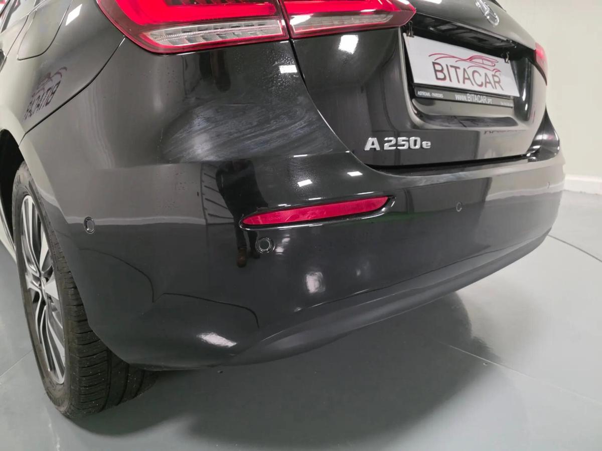 mercedes-benz-classe-a-2021-hibrido-a-gasolina-1332cc