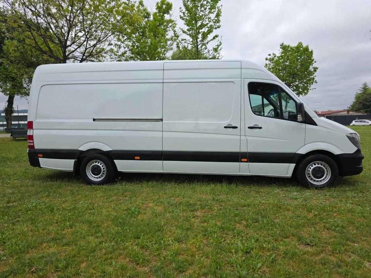 mercedes-benz-sprinter-2018-diesel-2143cc