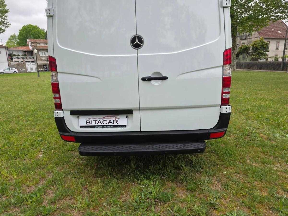mercedes-benz-sprinter-2018-diesel-2143cc