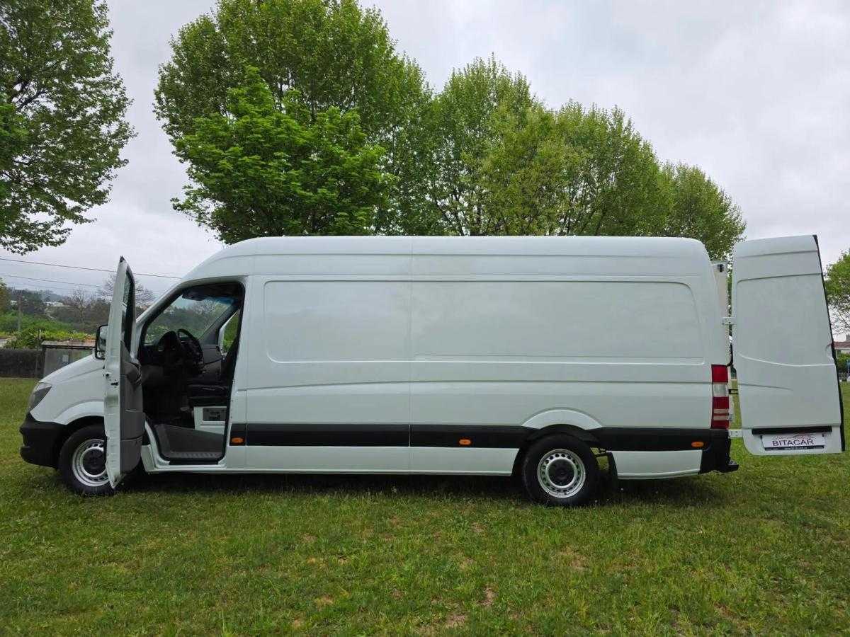 mercedes-benz-sprinter-2018-diesel-2143cc