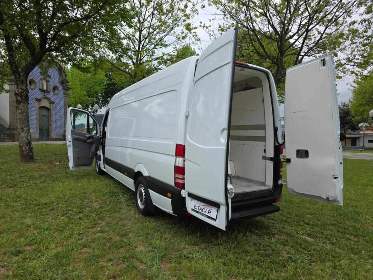 mercedes-benz-sprinter-2018-diesel-2143cc