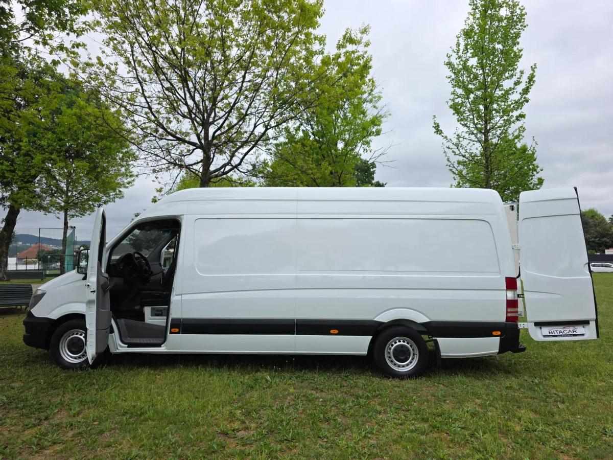 mercedes-benz-sprinter-2018-diesel-2143cc