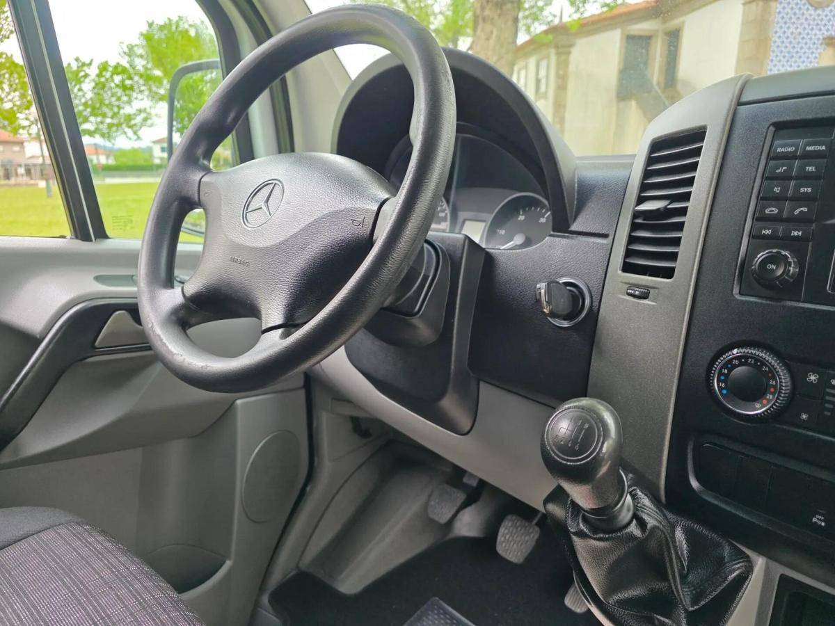 mercedes-benz-sprinter-2018-diesel-2143cc