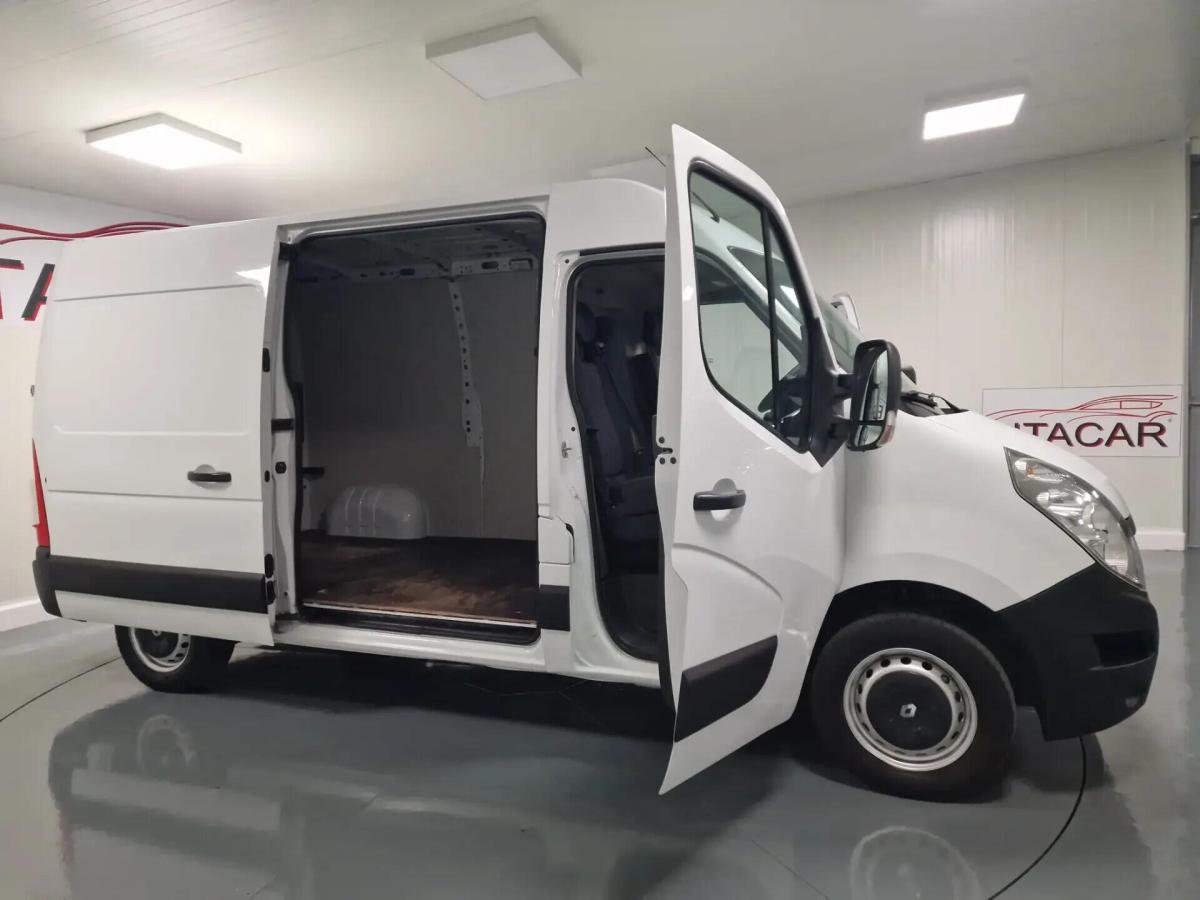 renault-master-2018-diesel-2299cc