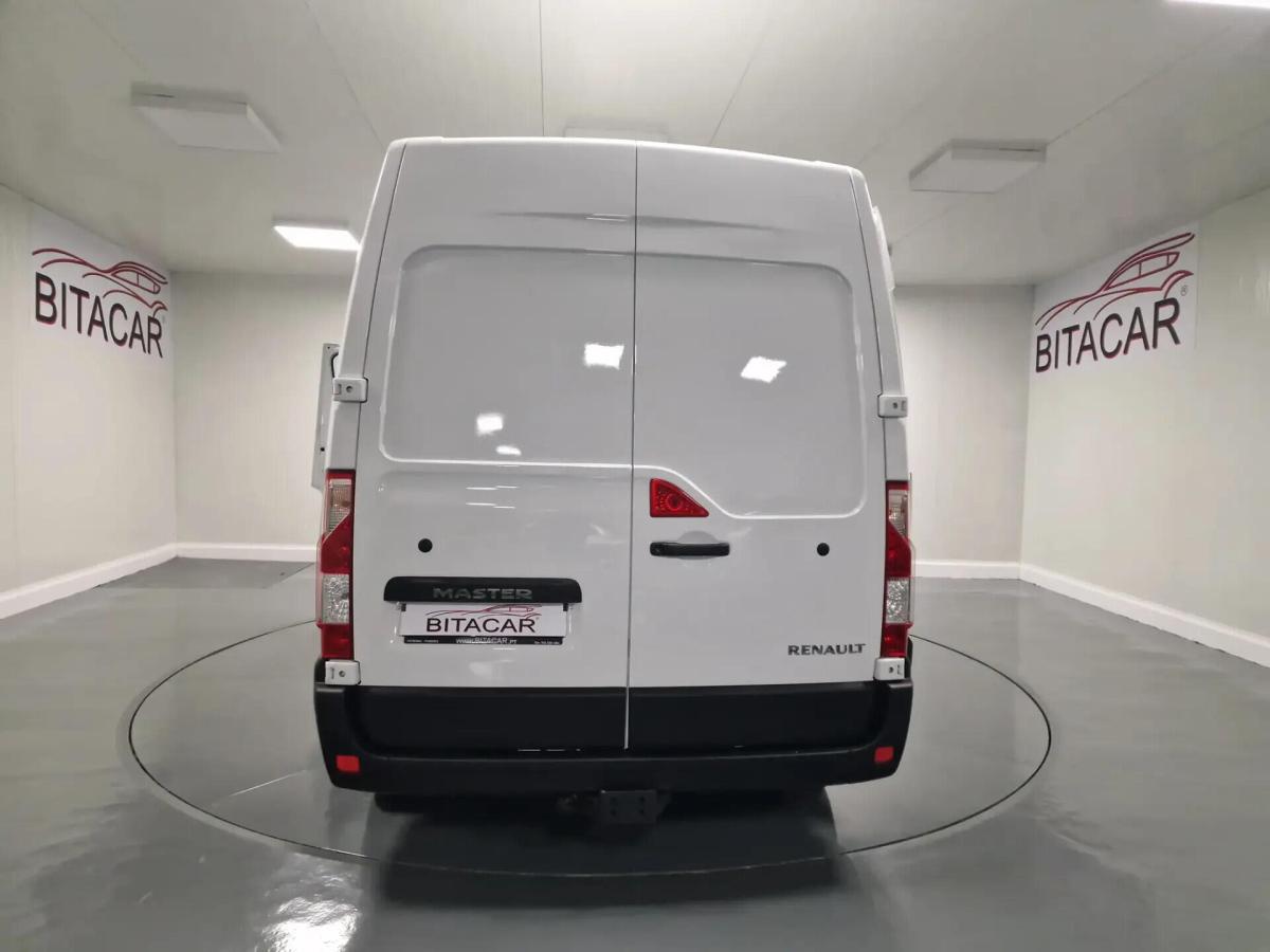 renault-master-2018-diesel-2299cc