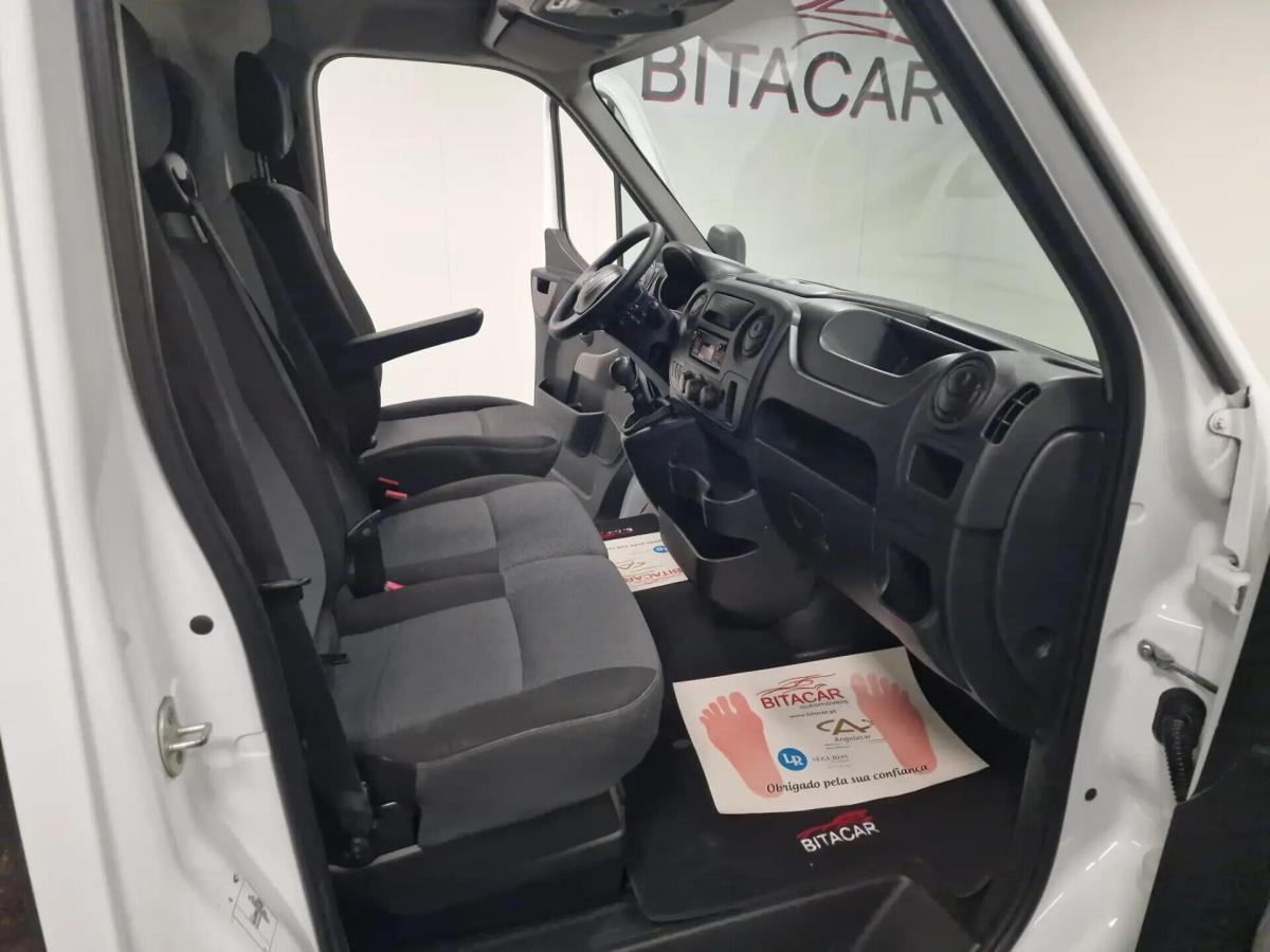 renault-master-2018-diesel-2299cc