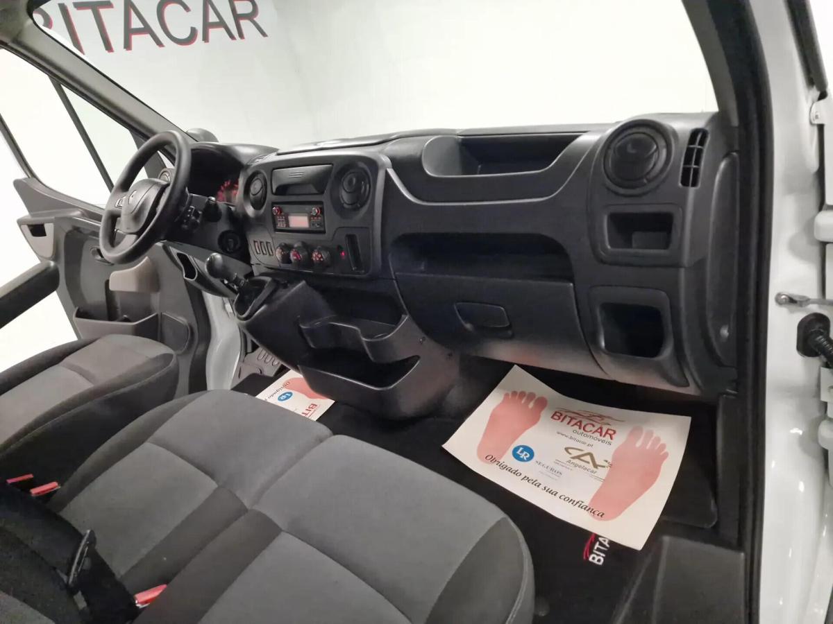 renault-master-2018-diesel-2299cc