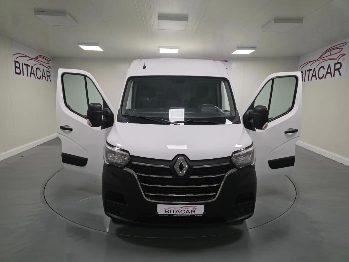 renault-master-2023-diesel-2300cc