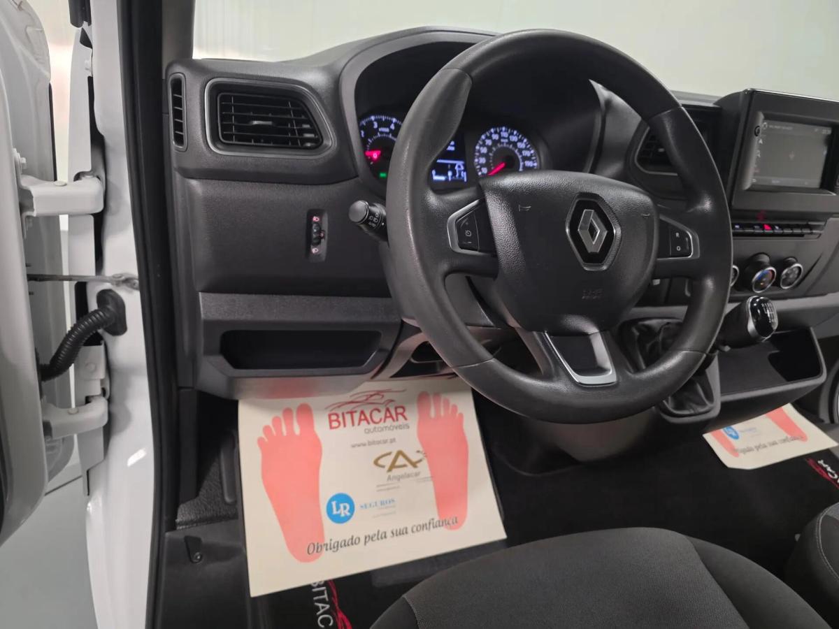 renault-master-2023-diesel-2300cc