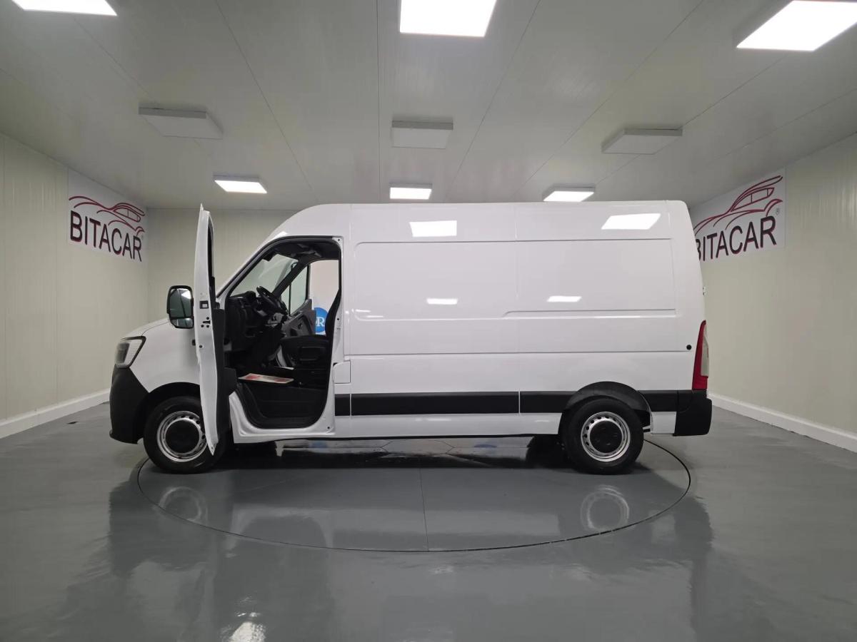 renault-master-2023-diesel-2300cc