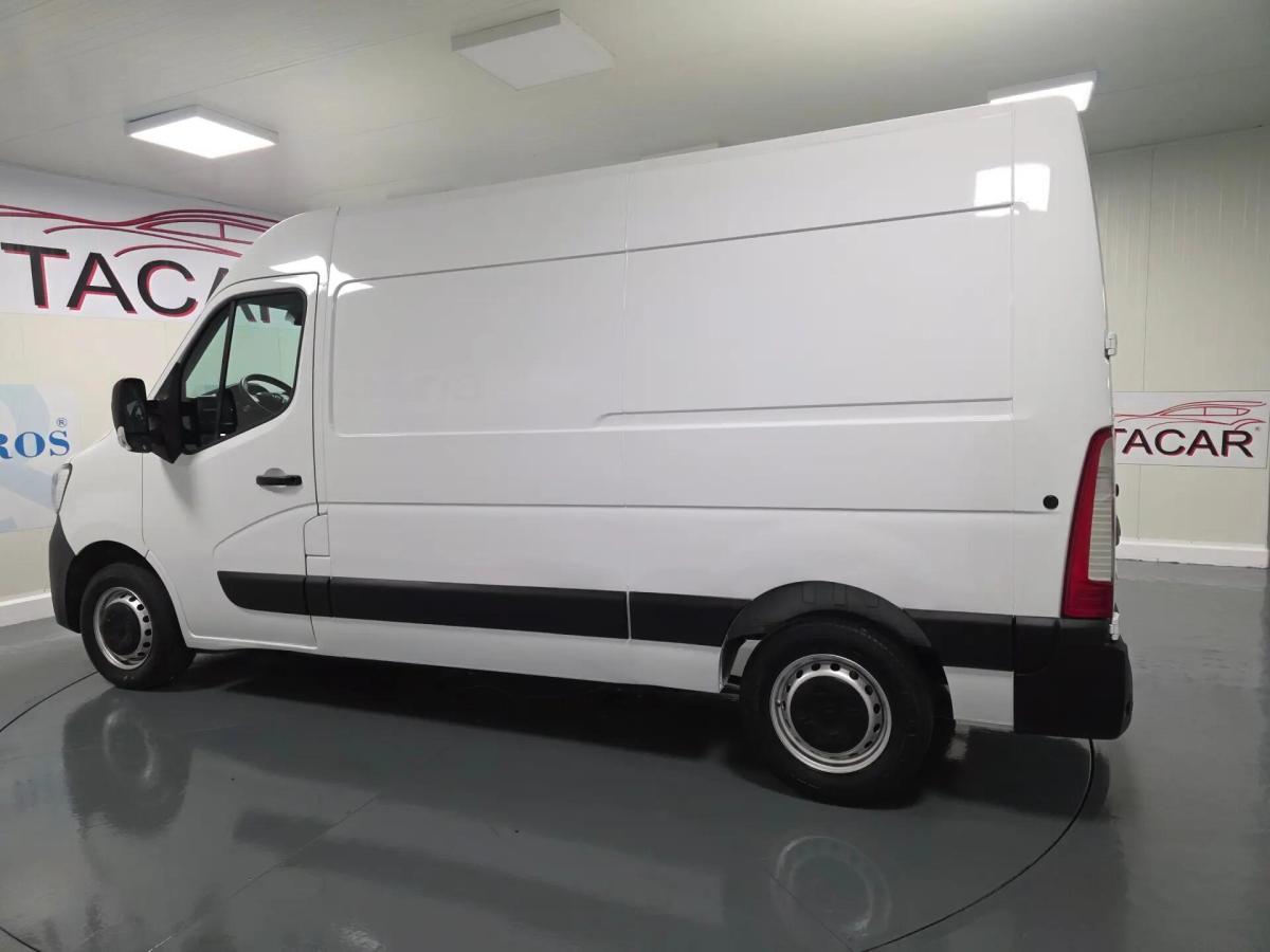 renault-master-2023-diesel-2300cc