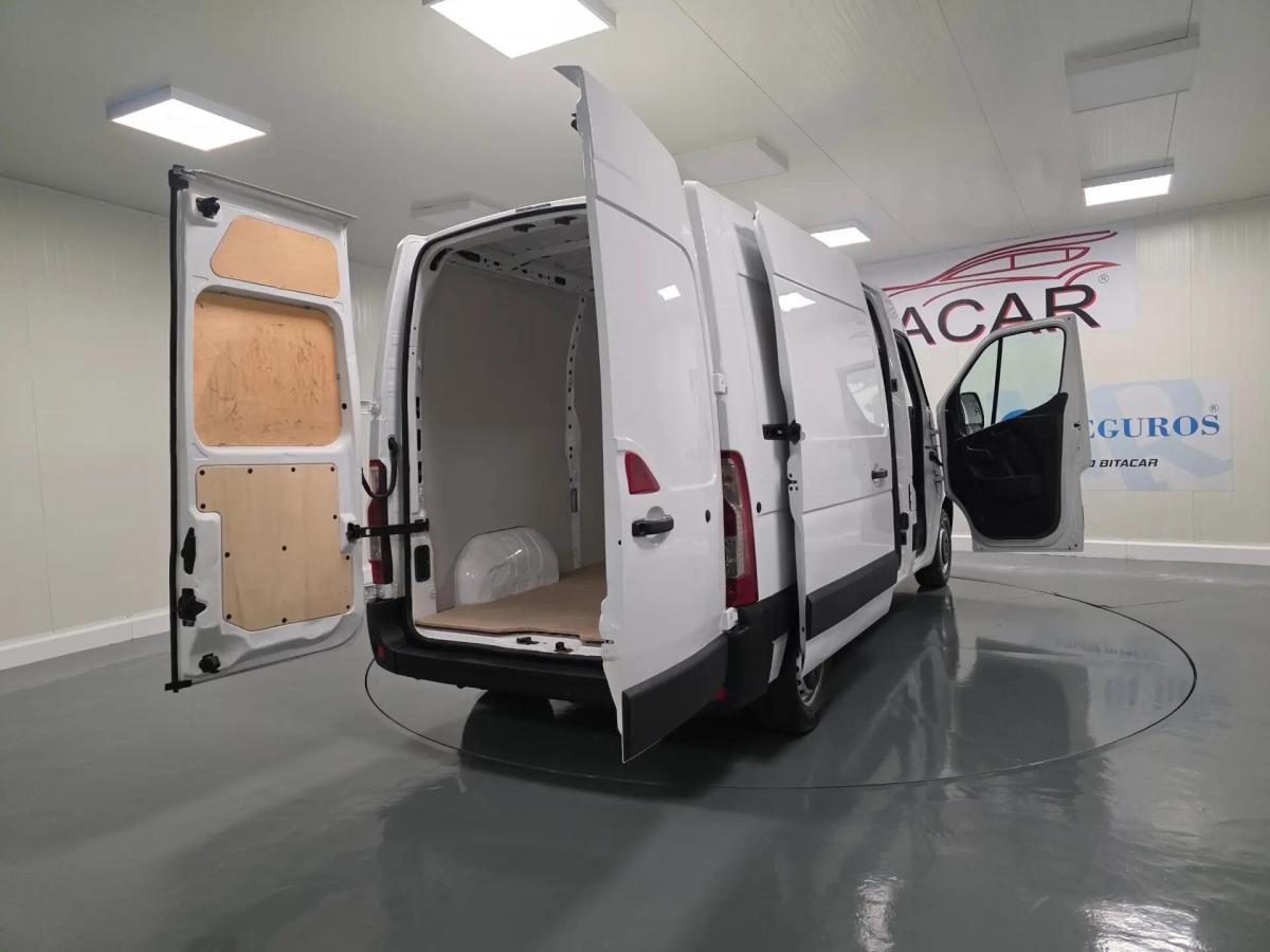 renault-master-2023-diesel-2300cc