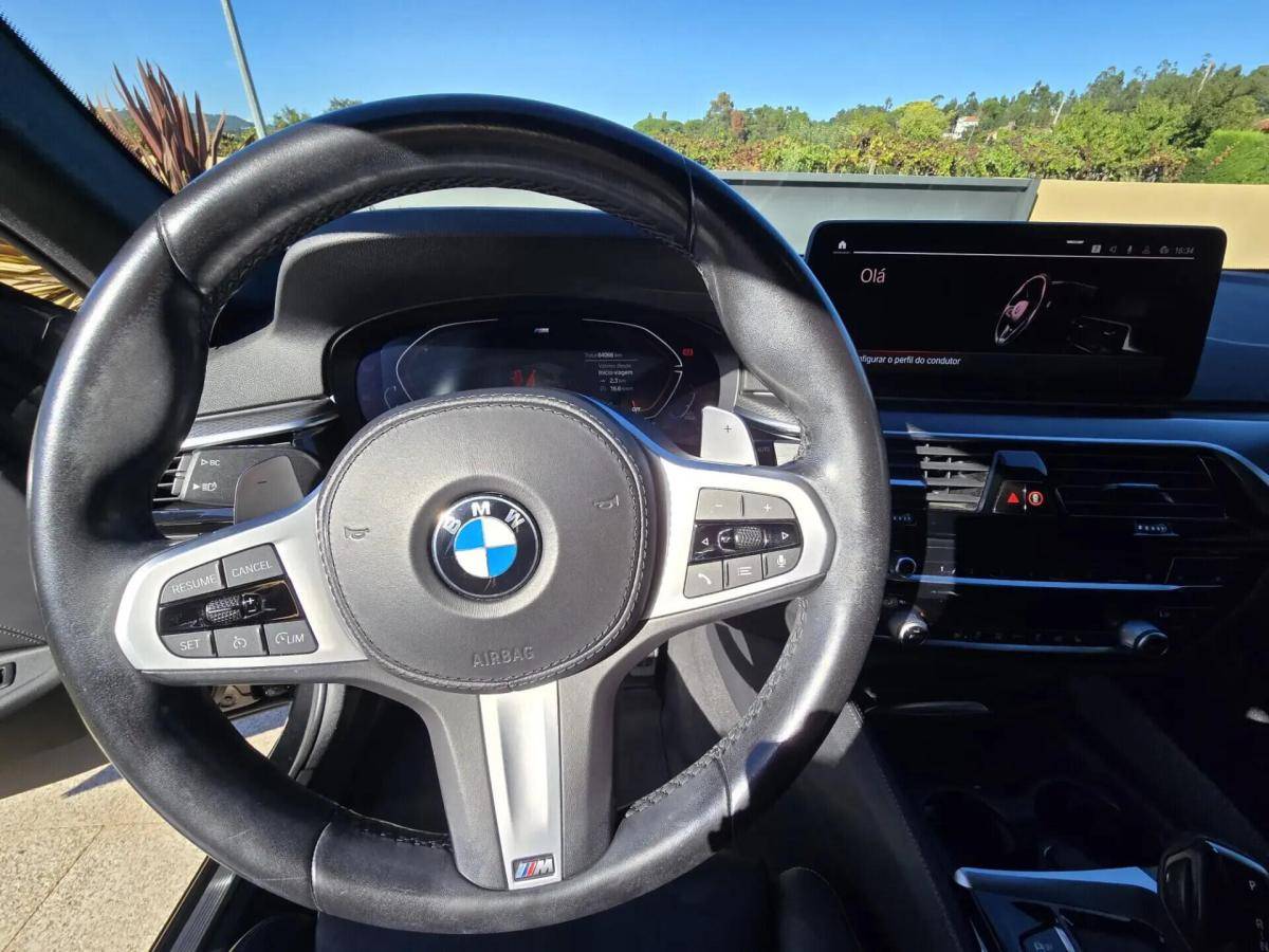 bmw-serie-5-520d-touring-2021-hibrido-a-diesel-1995cc