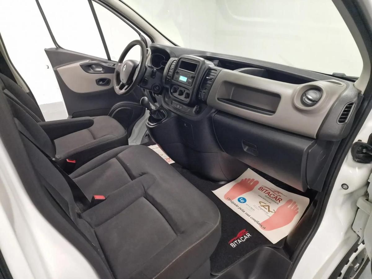 renault-trafic-2018-diesel-1598cc