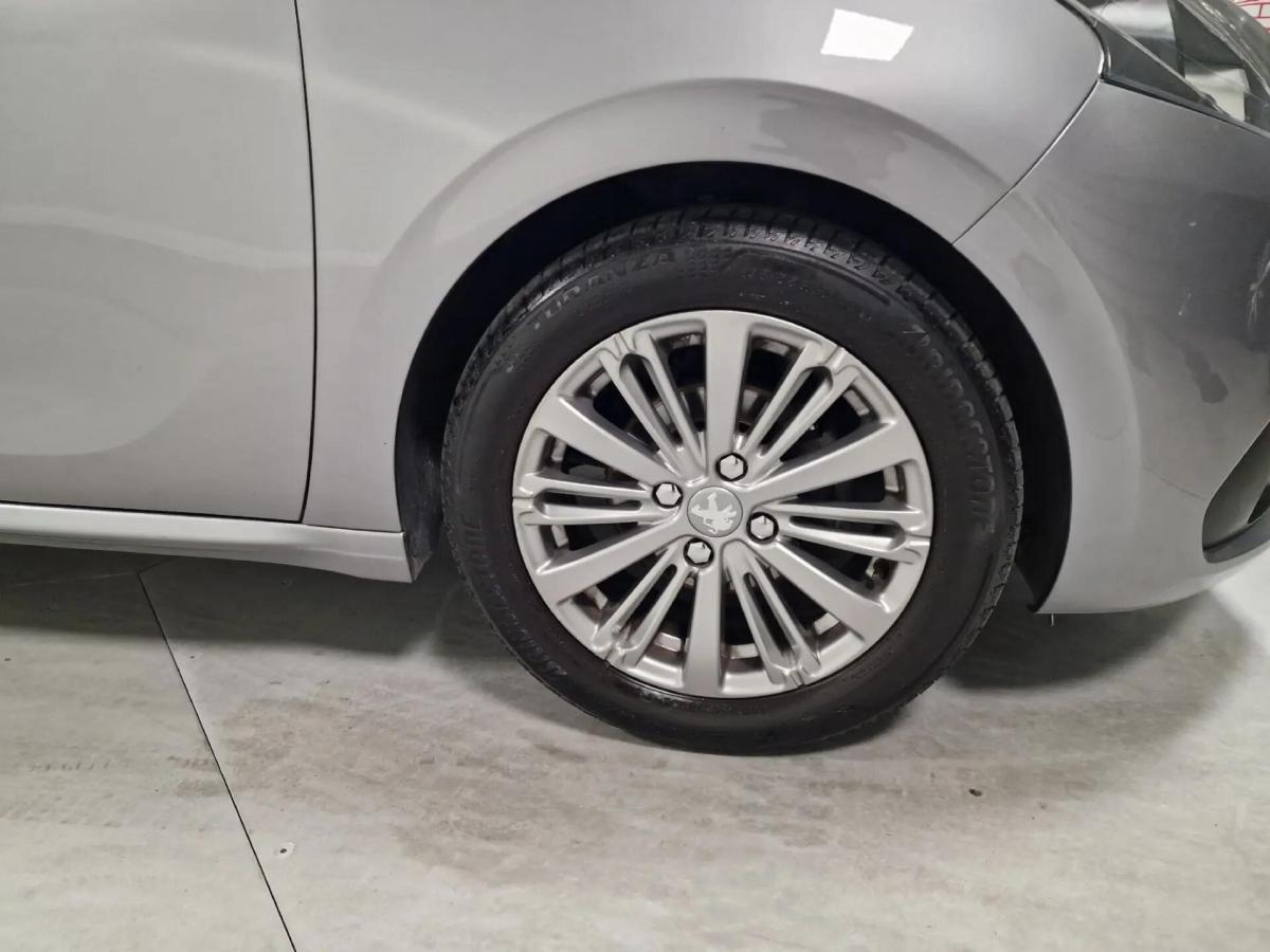 peugeot-208-2019-diesel-1499cc